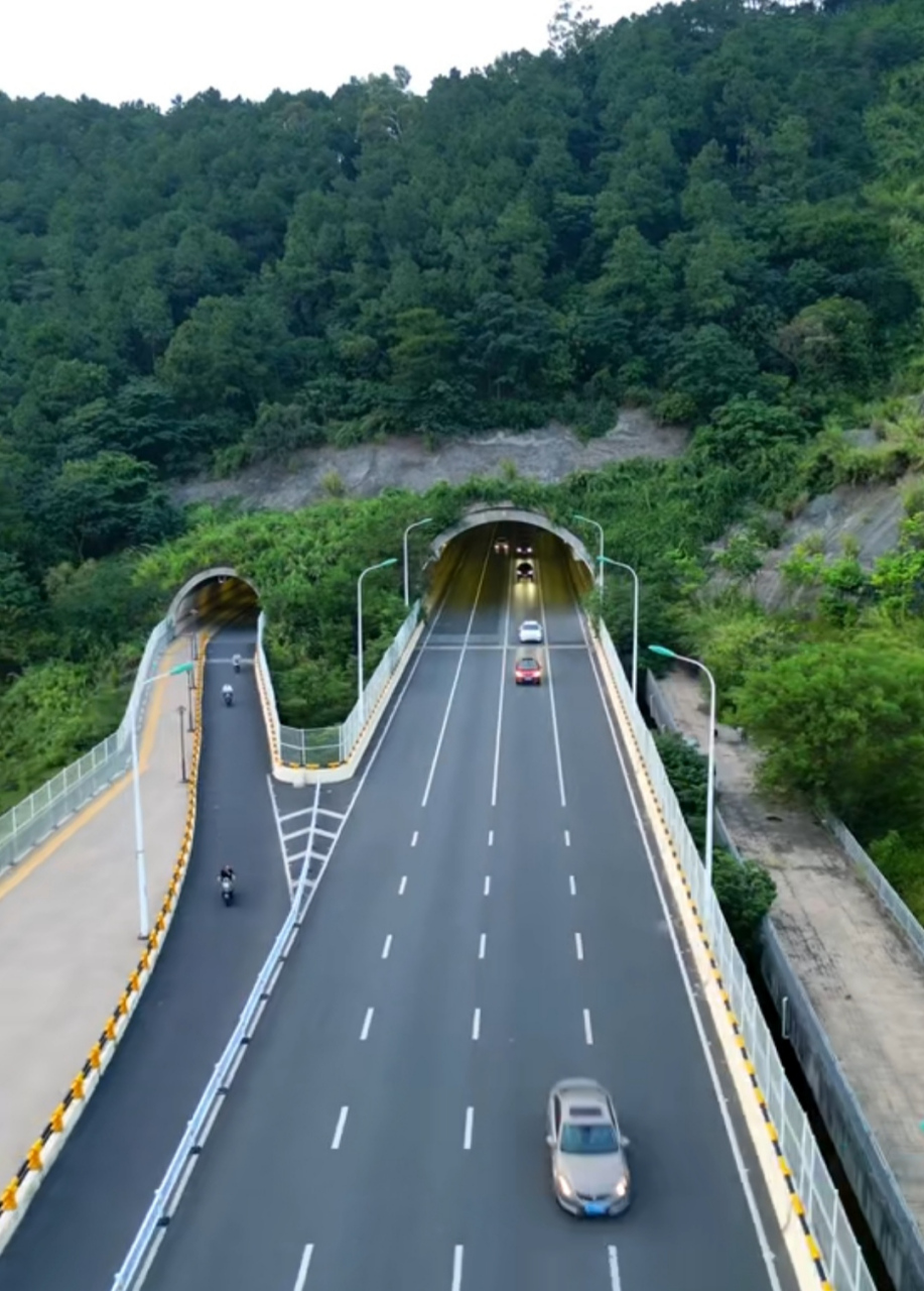 广西最长隧道图片