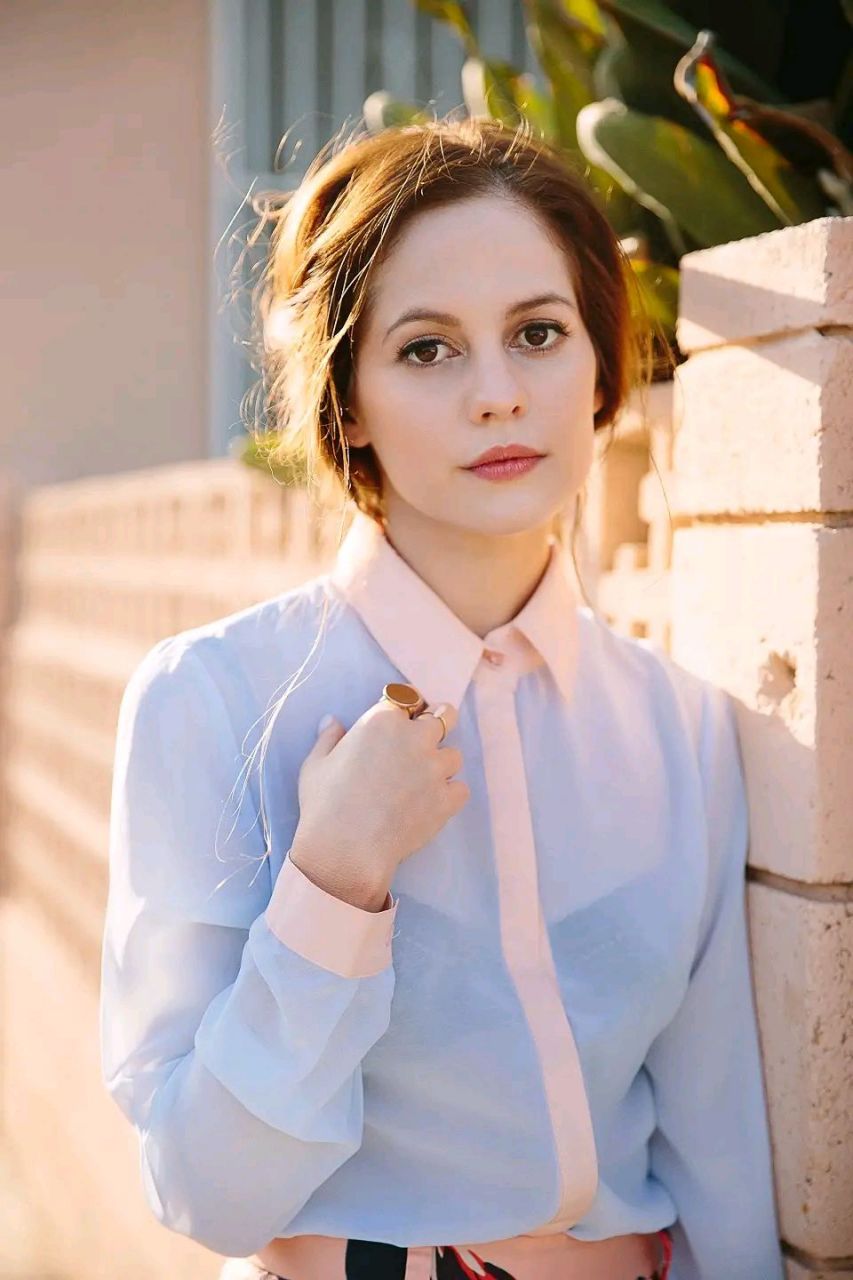 梅拉妮·萨内蒂 melanie zanetti,澳大利亚演员,代表作《乌鸦谷》