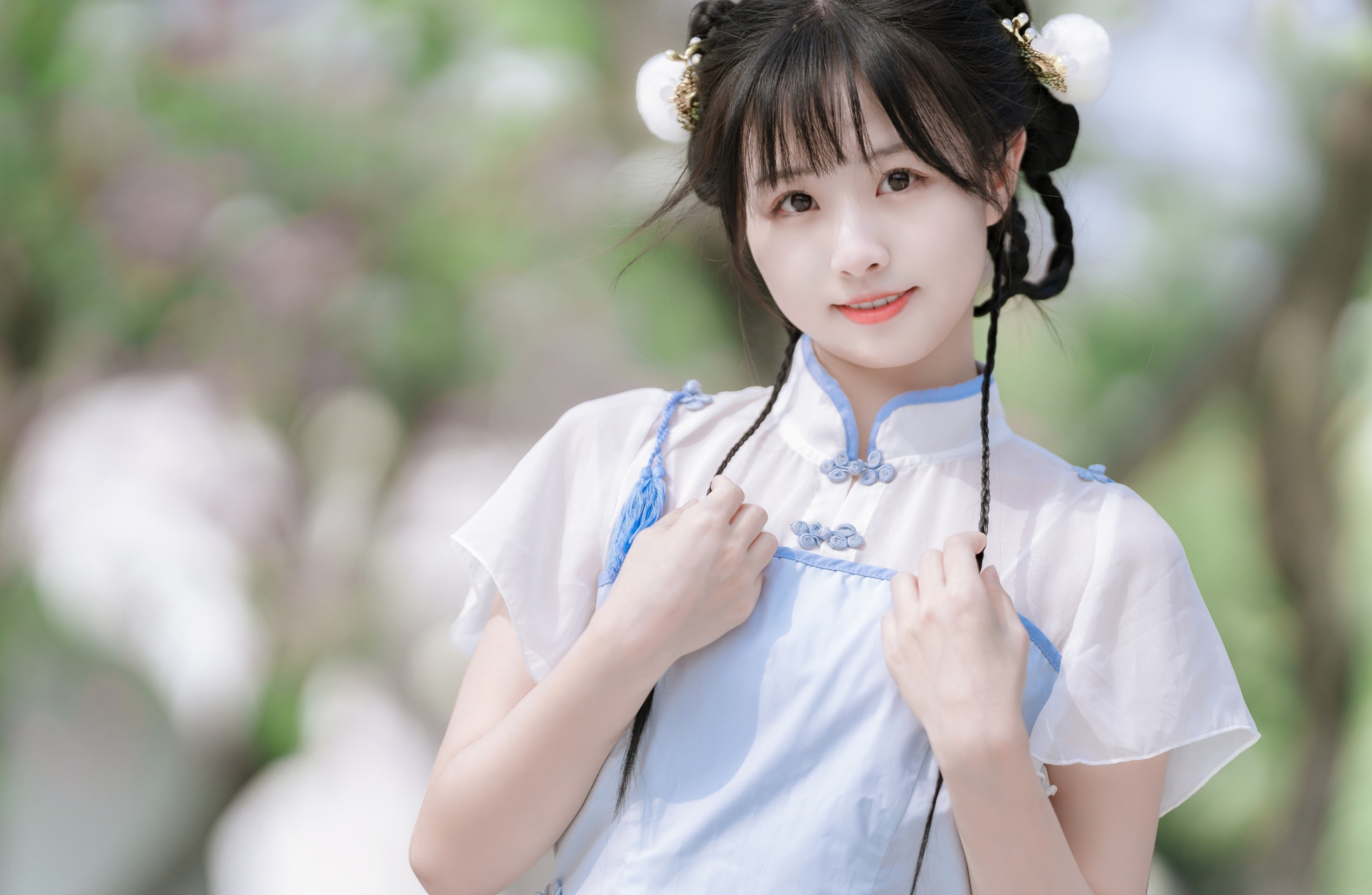 甜甜的古风小妹,"白丝"小短腿的可爱,你体会到了吗?