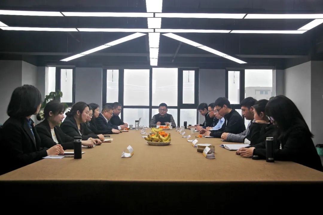 四季车服召开2022年度工作总结会