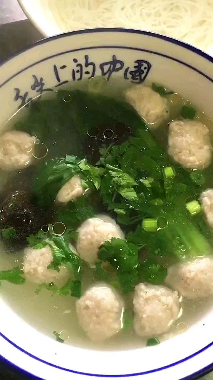 片汤汆丸子图片