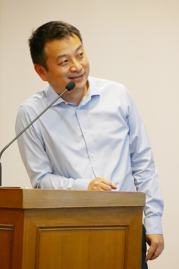梁建章建议三孩家庭房贷利息全免