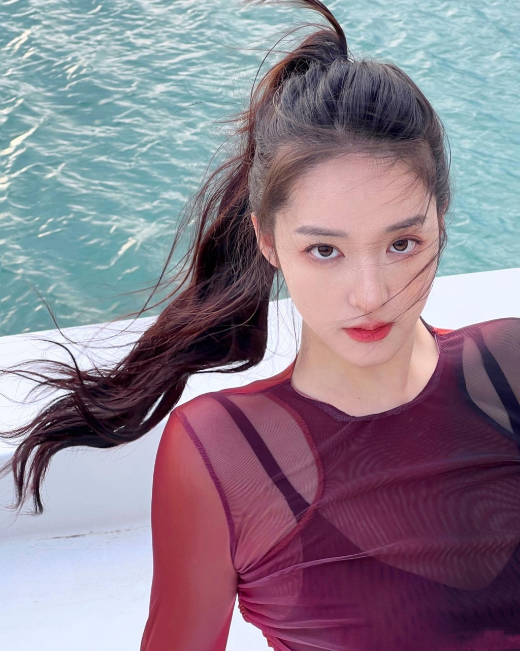 "蚂蚁腰"女神级美女模特"仲qiuqiu"[鲜花]