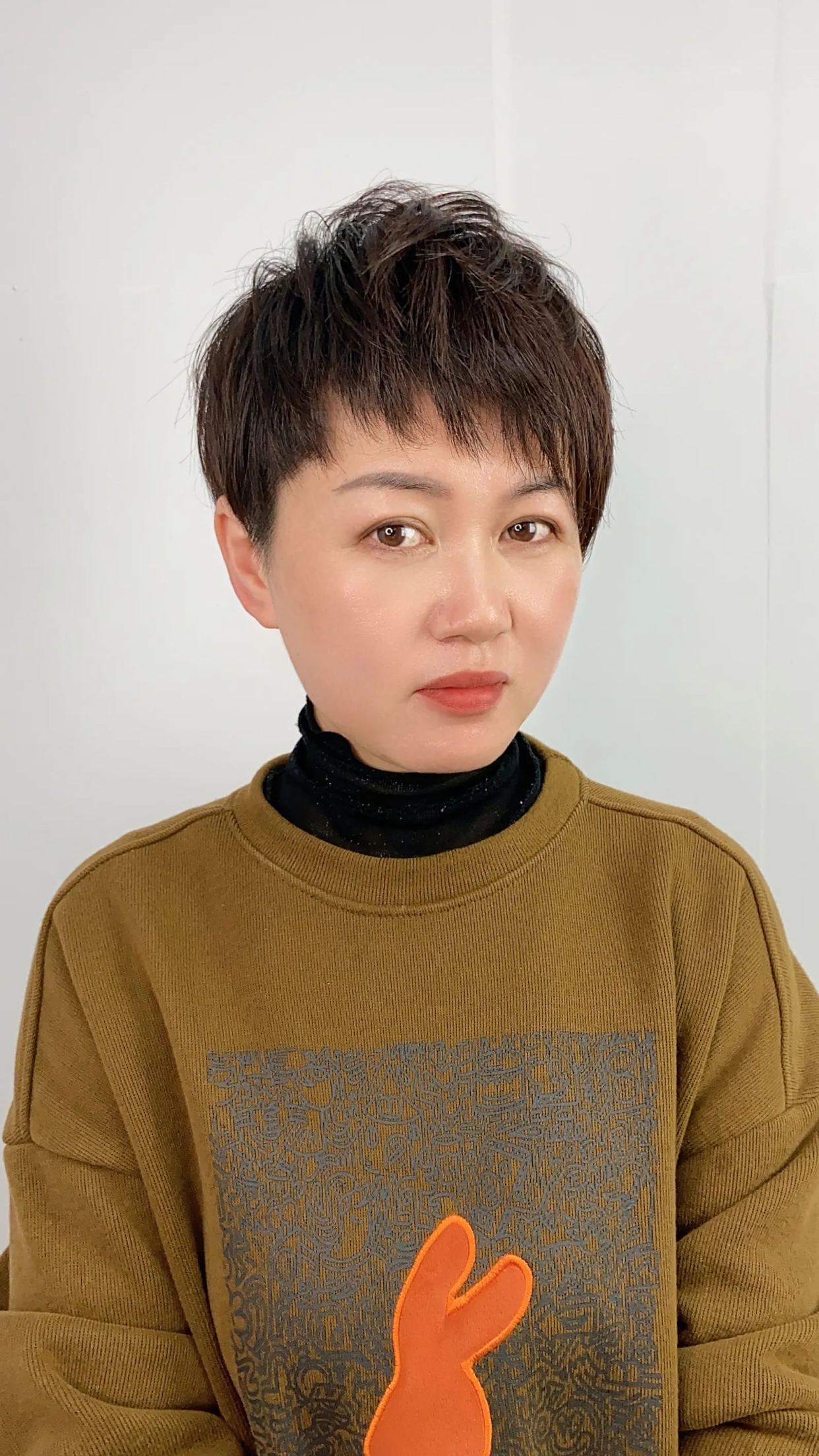 中老年女性发型适合什么发型?我推荐短发,14款任你挑选