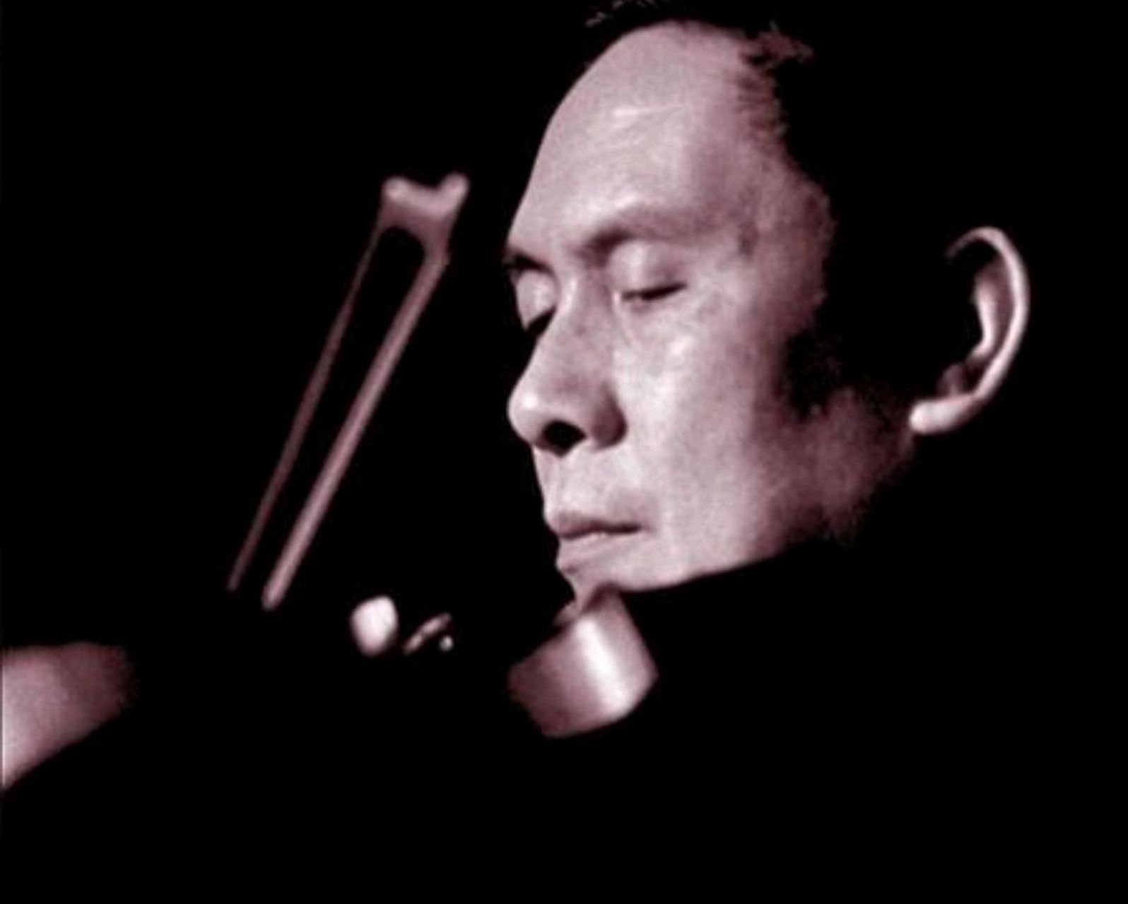 1967年1月15日夜,马思聪以5万港币的代价,带着夫人,儿子,女儿,在新州