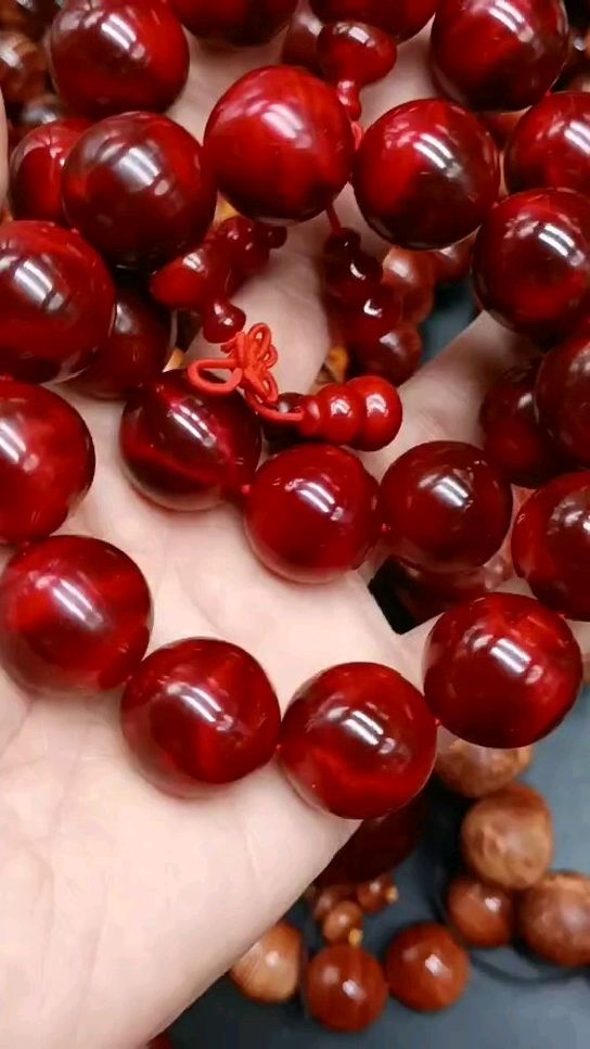 北沉香琥珀木全透暴闪电纹手串