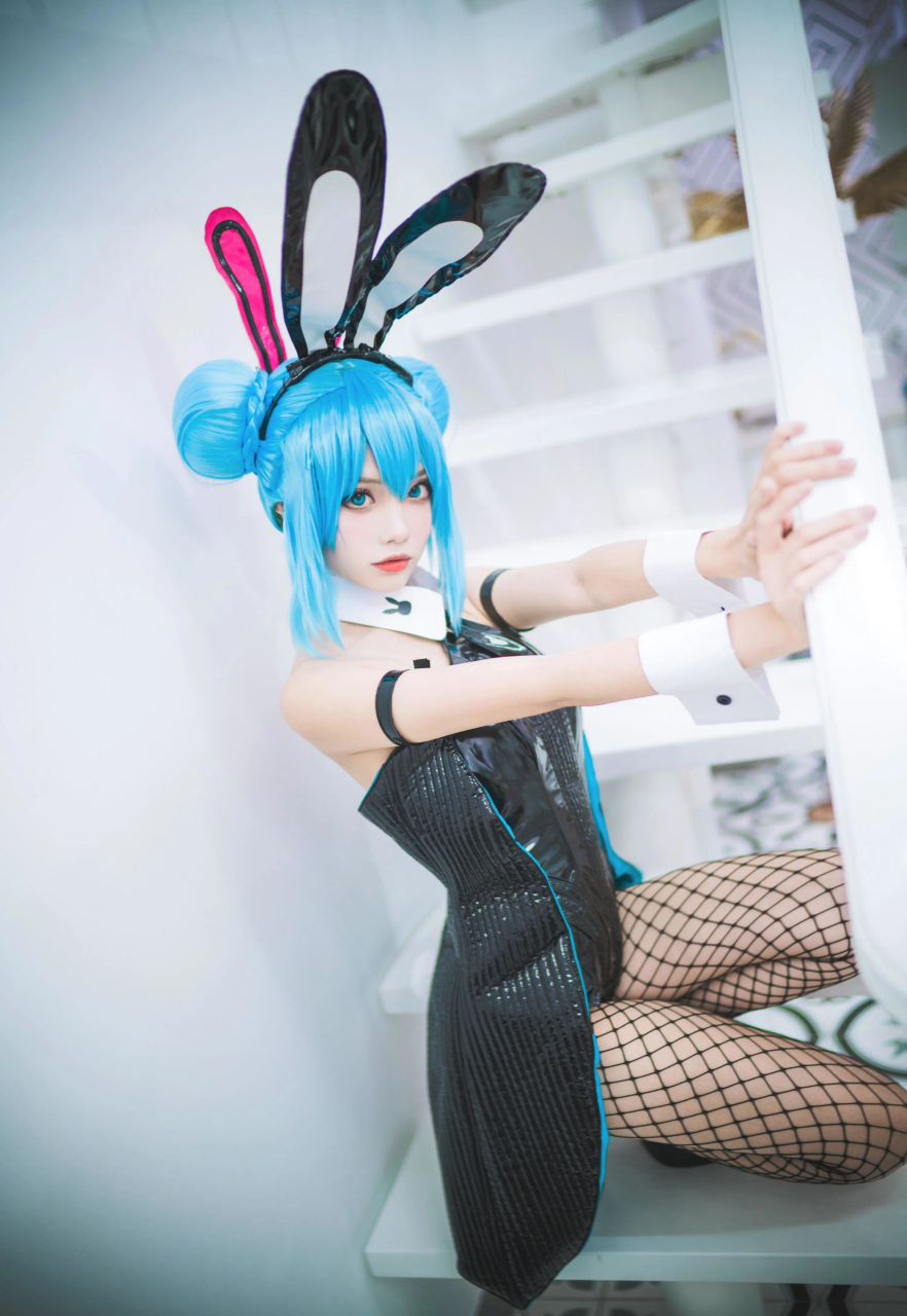 初音未来网袜兔女郎cos #cos