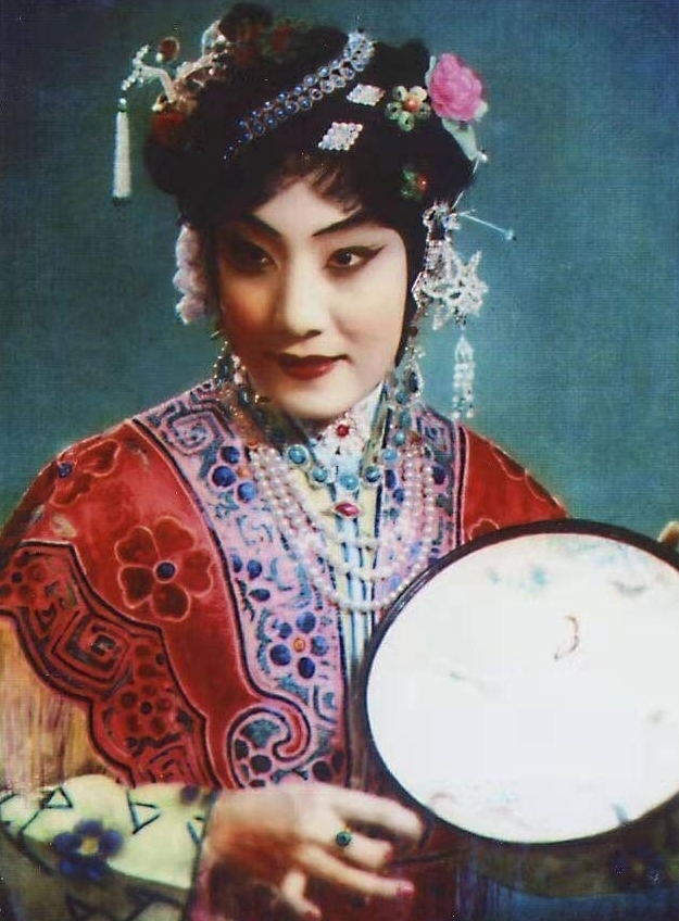 京剧界的九位隐藏大咖,其中有黄世骧,杨秋玲,景荣庆,孙明珠等