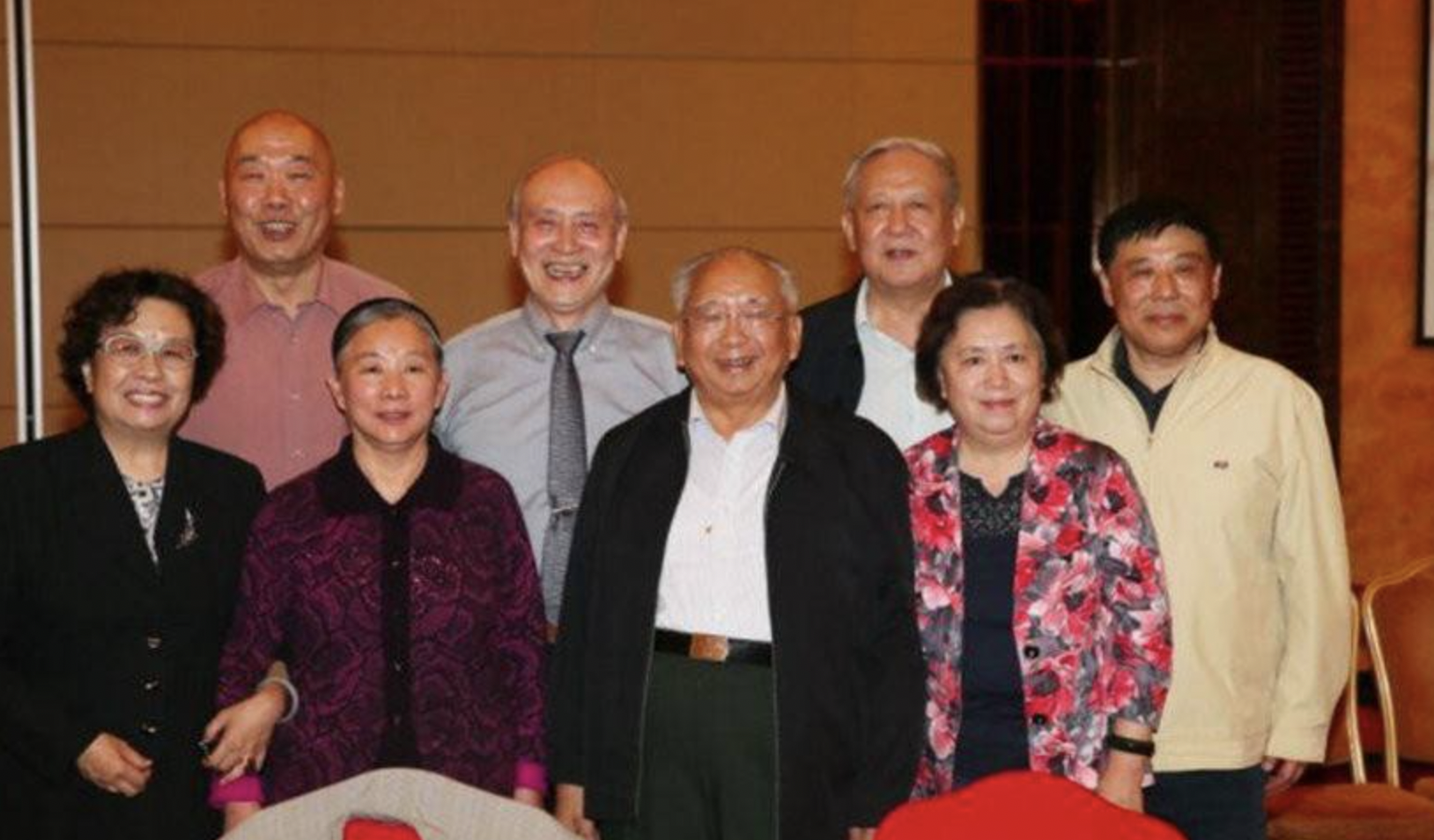 林豆豆:林帅之女,晚年回京隐姓埋名生活,开过一家酒楼,今77岁