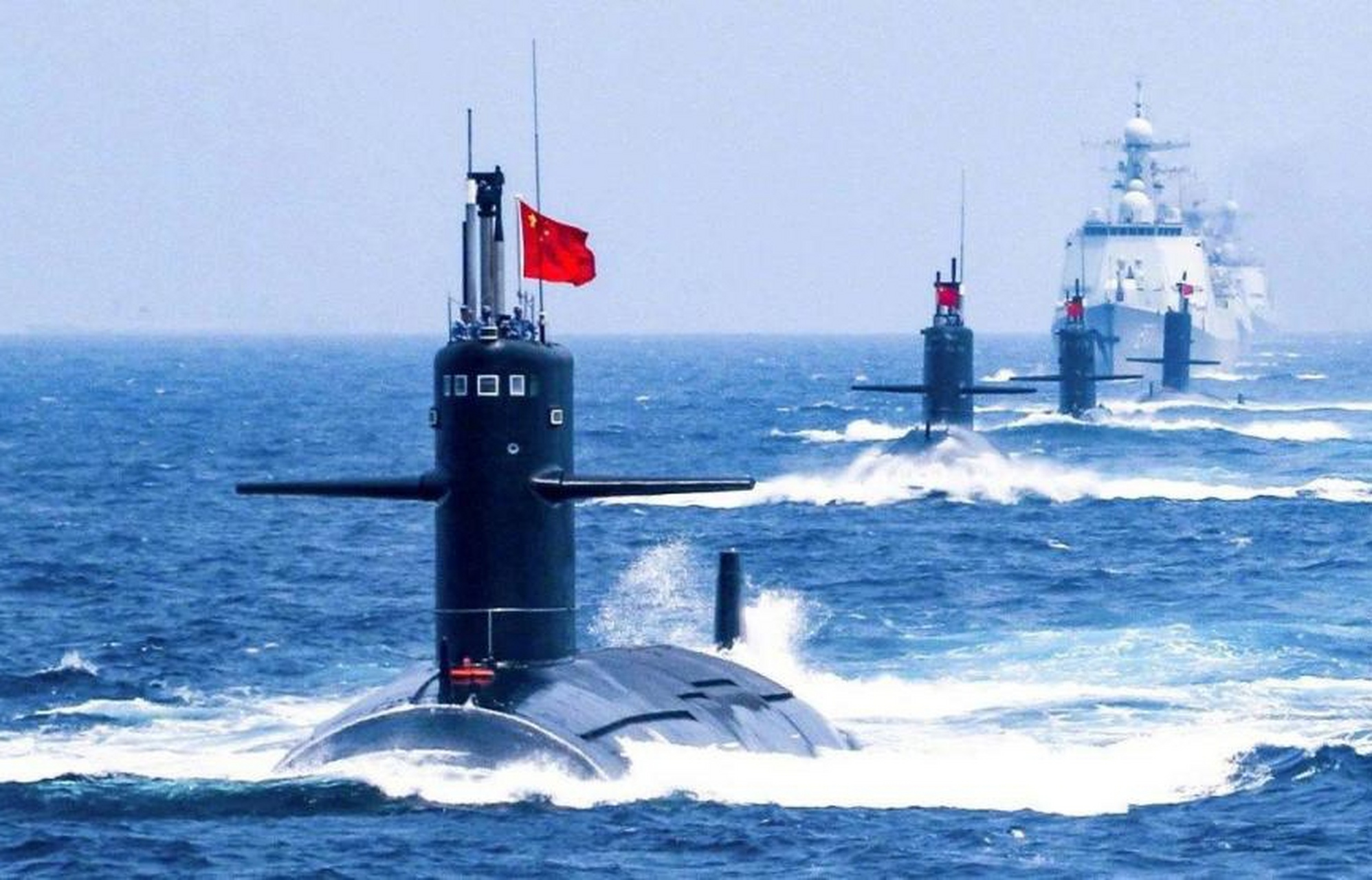 1954年6月19日,中国第一支潜艇部队在山东青岛正式组建,部队番号为