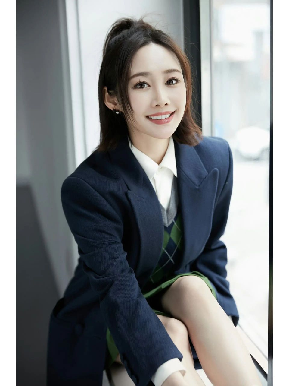 美女壁纸第261期—李纯#李纯# #明星# #娱乐最前沿