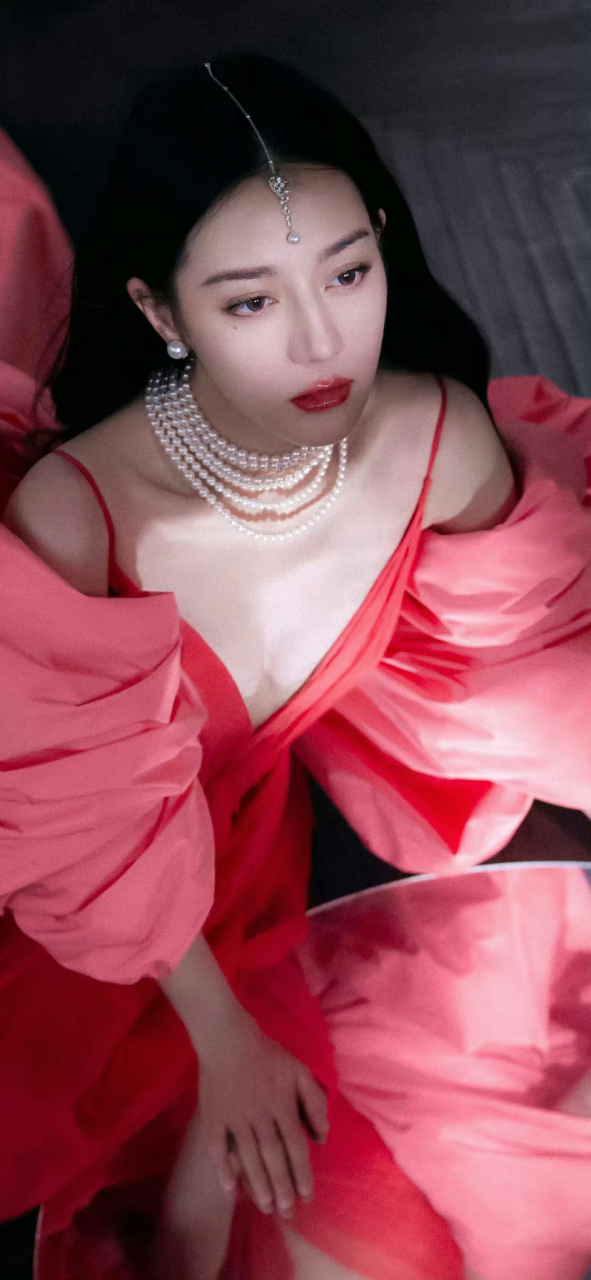 神仙颜值 太美了吧#迪丽热巴#  内娱最美