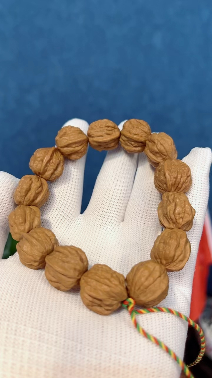 嵩山小金蟾手串,初步打好底子的效果-度小视