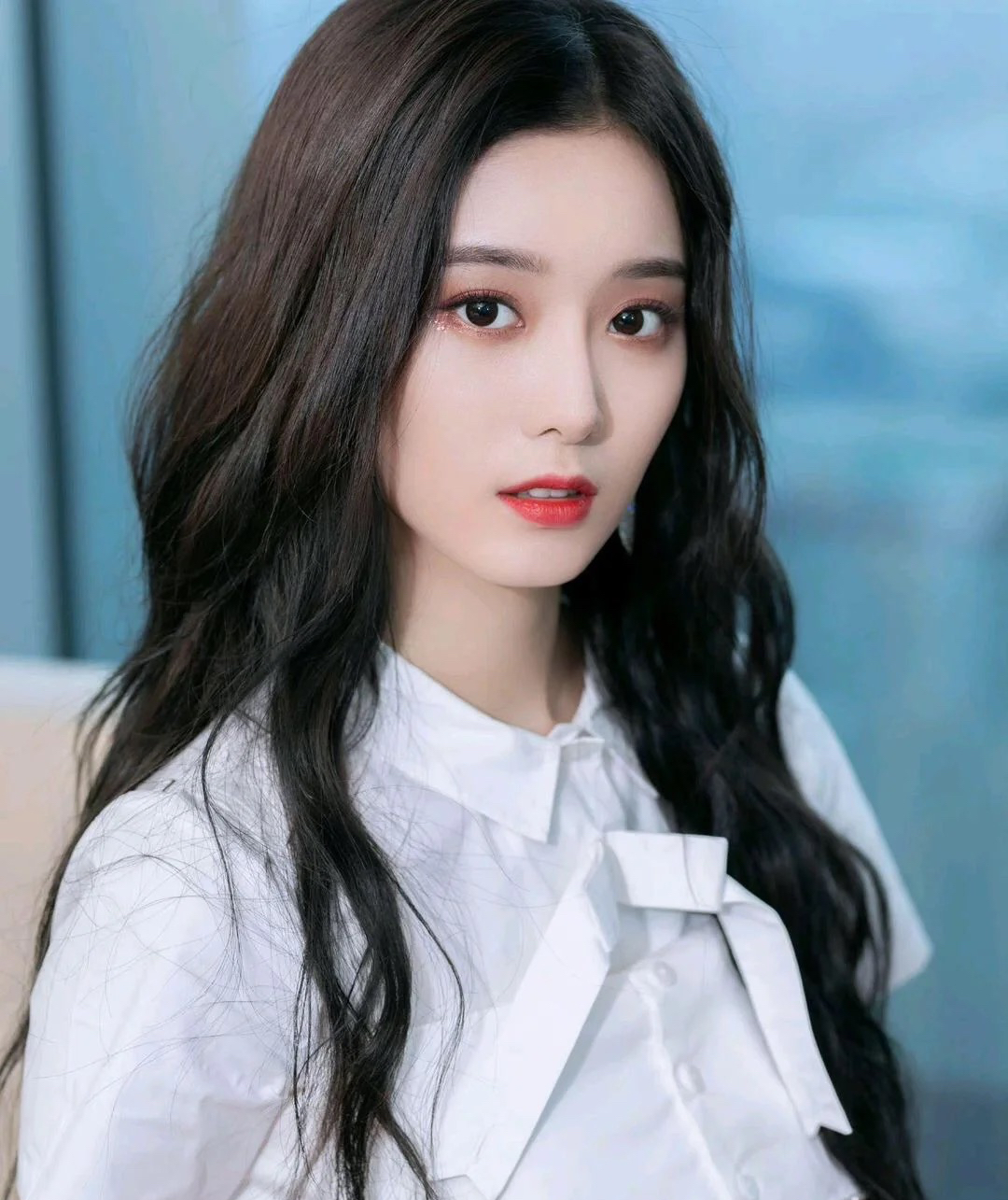 黄子韬带着徐艺洋和妈妈一起吃火锅