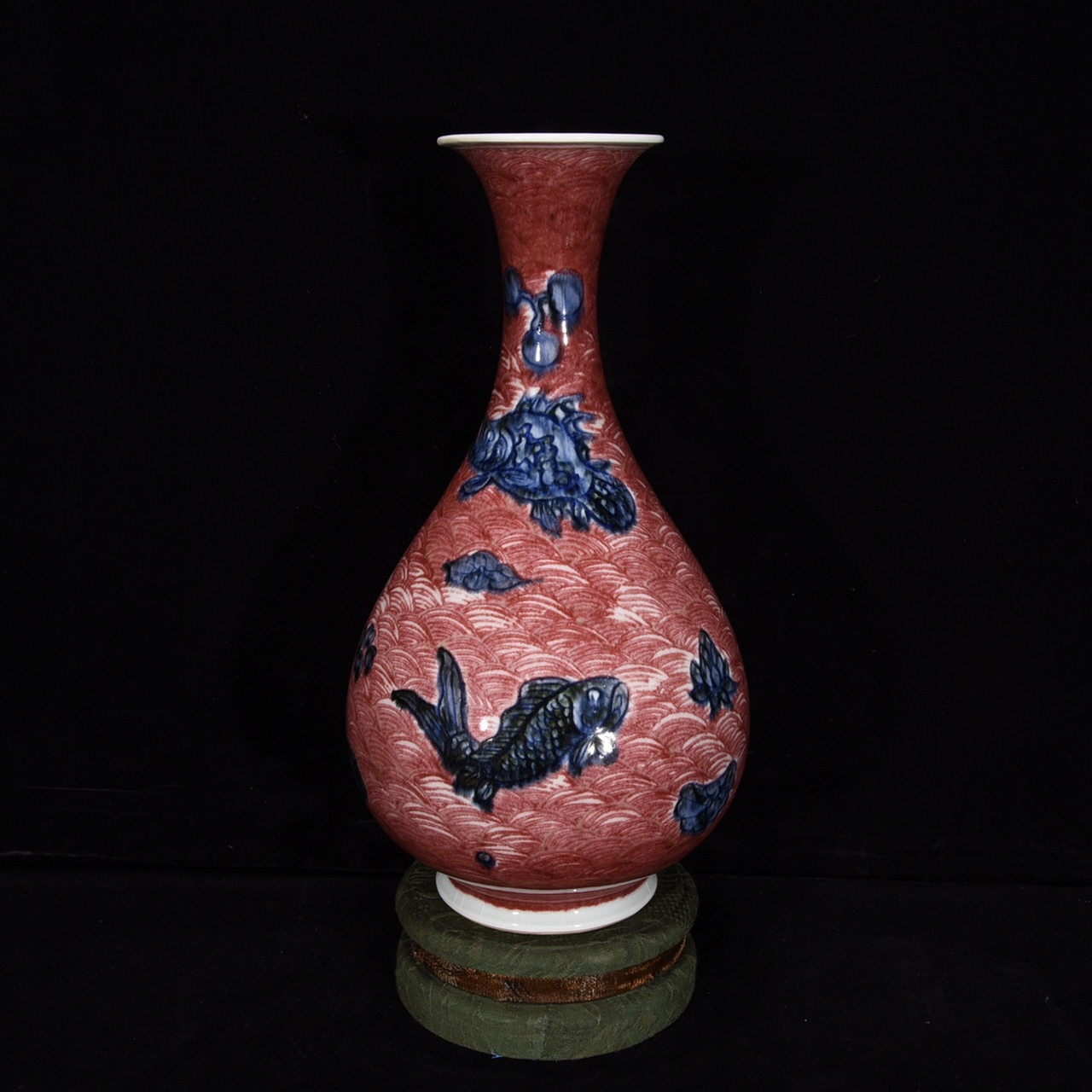 元青花釉里红鱼藻纹玉壶春回流瓶28×16