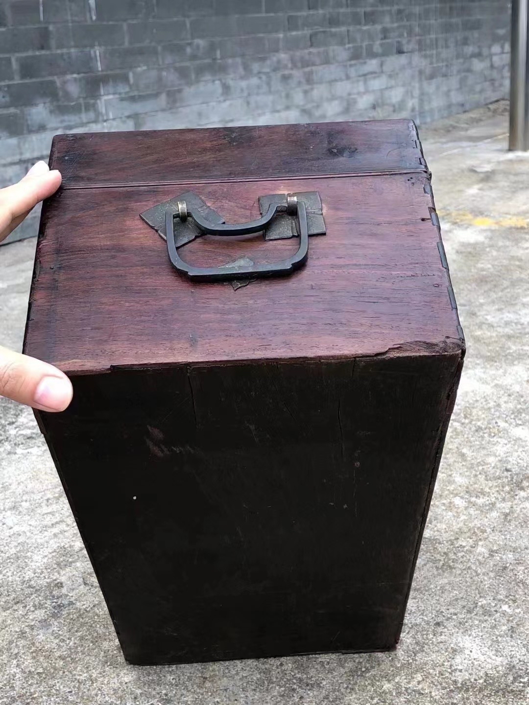 海南黄花梨独板大木箱