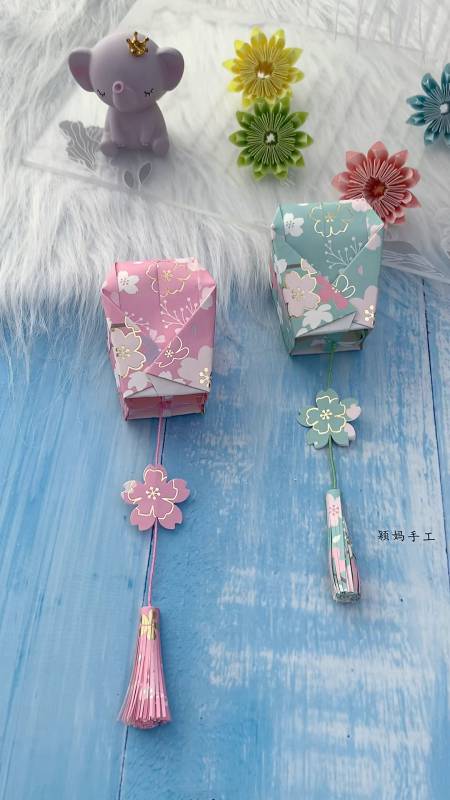 据说孔明灯可以许下愿望,那我也不能让你们失望,折纸孔明灯教程来啦