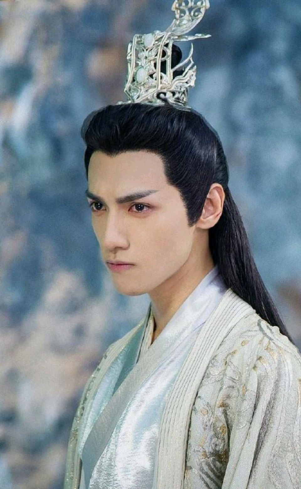 《香蜜》里罗云熙和邓伦扮演的兄弟之间是一种怎样的情感关系?