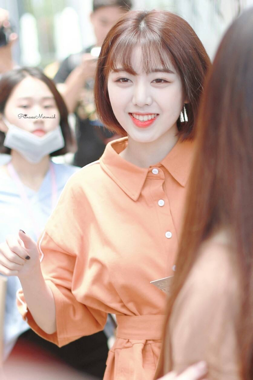 双十一嗨购指南# 刘人语(reyi),2001年10月10日出生于四川省德阳市