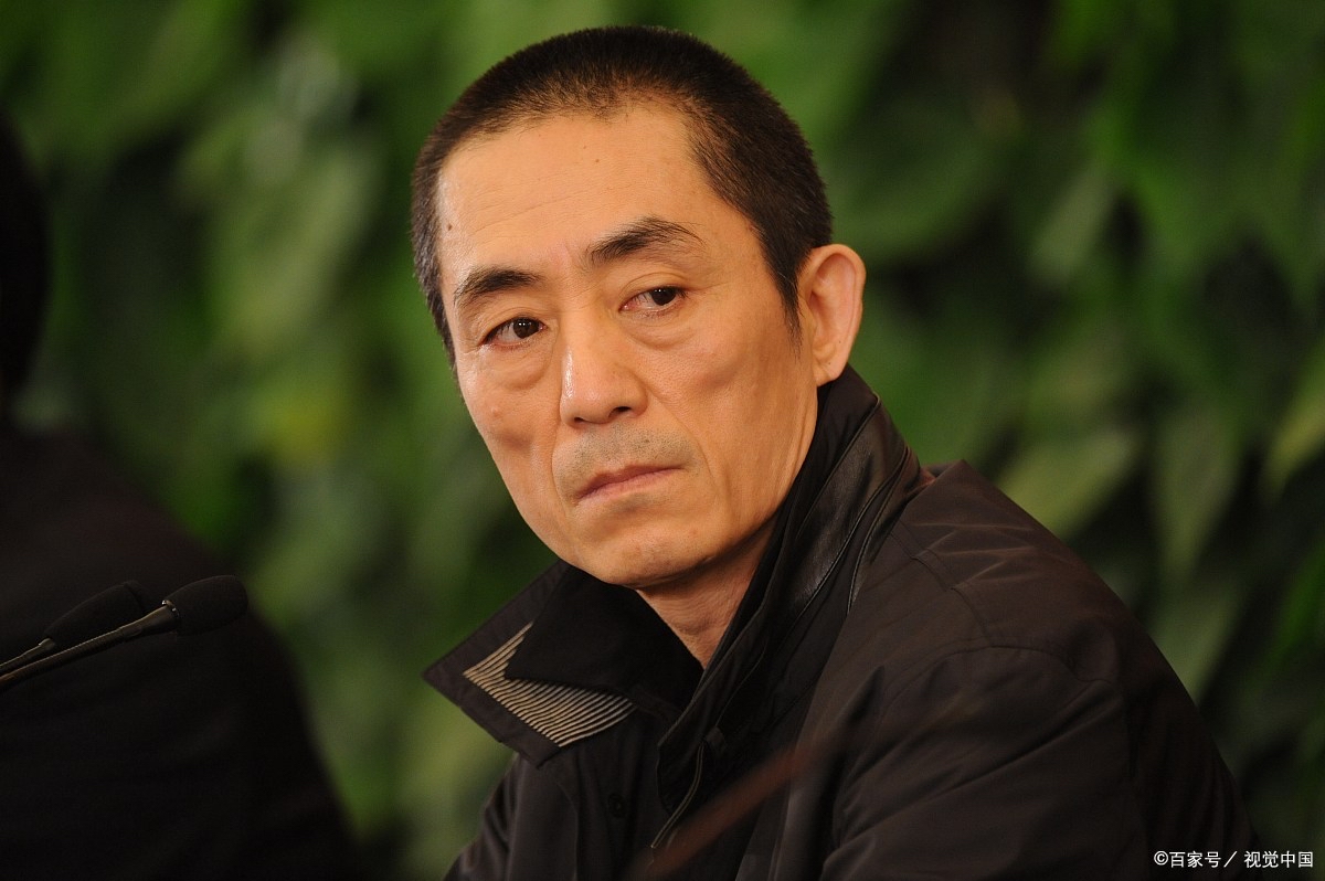 张艺谋拍《红高粱》拿4万请农民种,结果种出的高粱他想烧掉