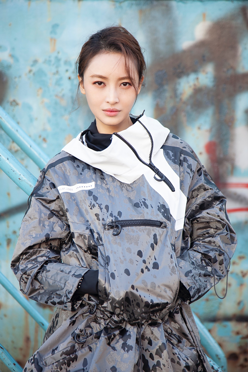 杨菲洋,原名杨洋,1989年6月8日出生于江西省赣州市章贡区,中国内地女