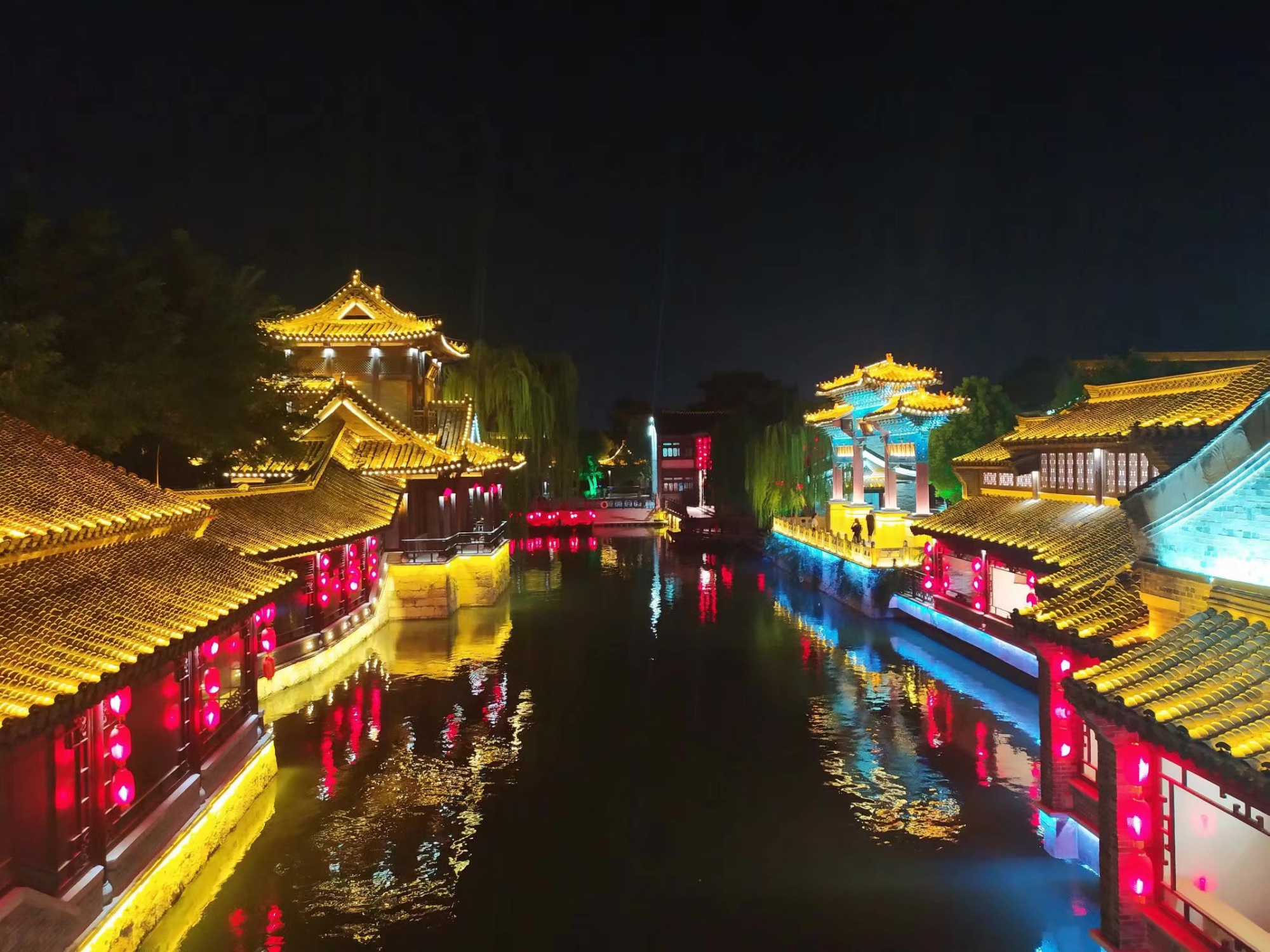 台儿庄古城夜景