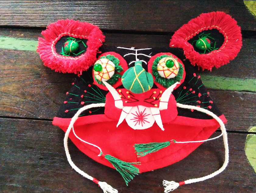 旧时民间,父母总会给孩子做虎头鞋,狗头帽,这是为什么?