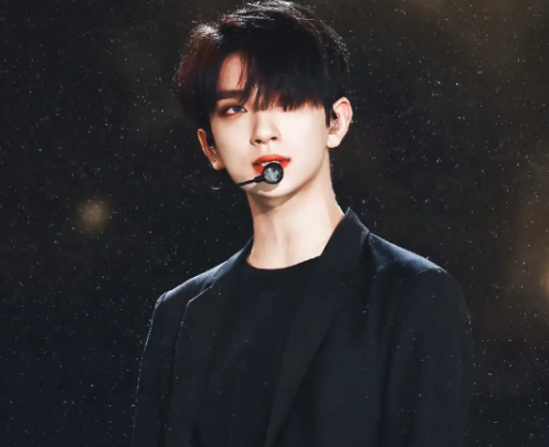 洪知秀的韩国名是什么?