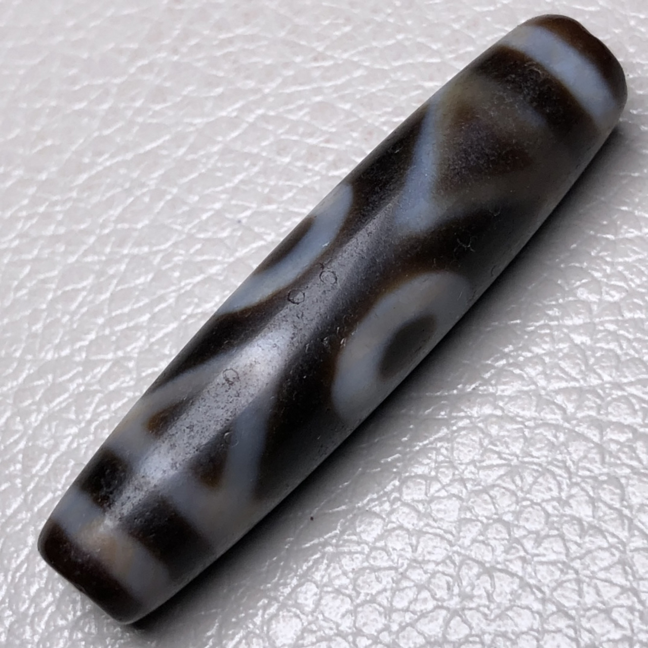 9克 三眼天珠象征佛之身口意之圆满,三宝加护,速除外内密一切违缘障碍