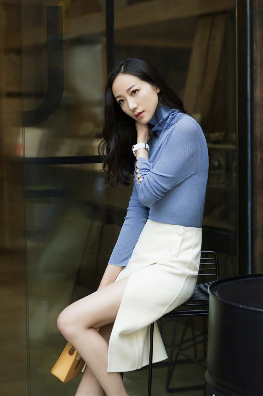 韩雪胸罩若隐若现[亲吻][亲吻][亲吻]