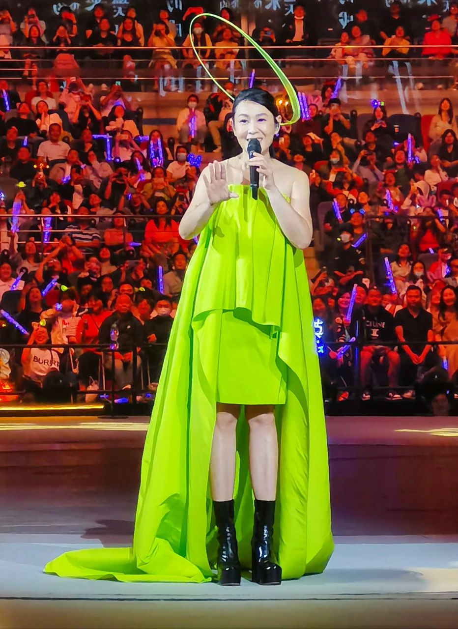 现场音效,灯光舞美效果一流.#刘若英演唱会太好哭了