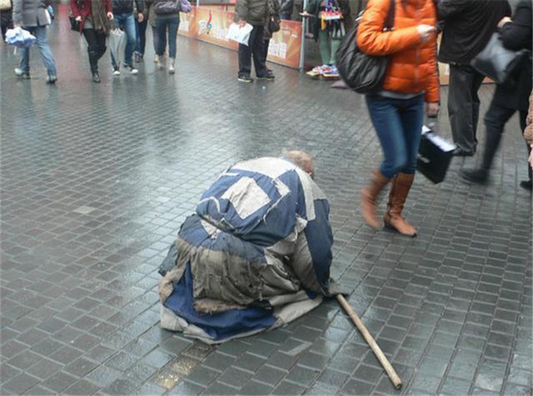 《路边捡个乞丐》视频