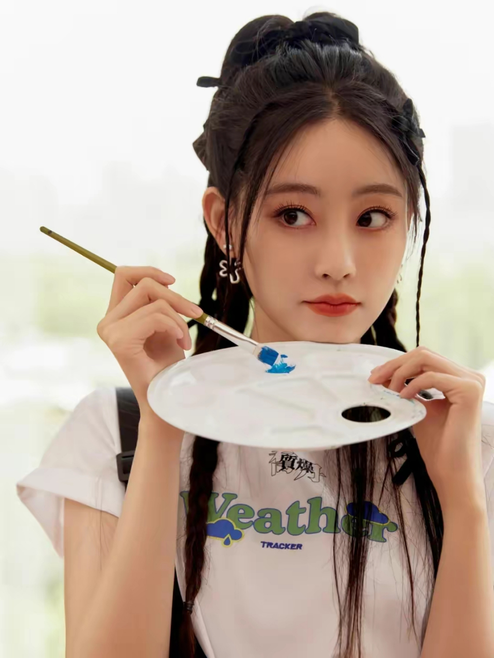 网友:祝绪丹高马尾编发造型又甜又酷,俏皮感十足