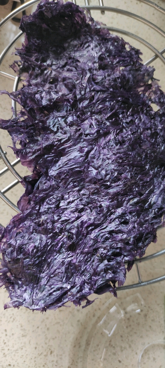 紫菜放久了,从黑色变成紫色了,还能吃吗?