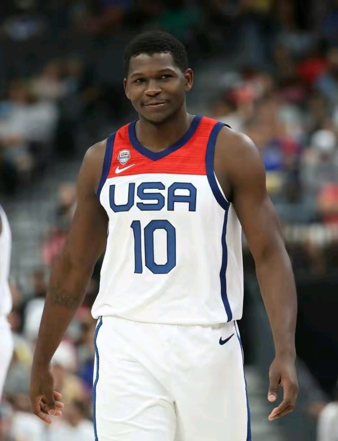 欧文:美国男篮只有精英中的精英才穿10号,只有我和科比配穿