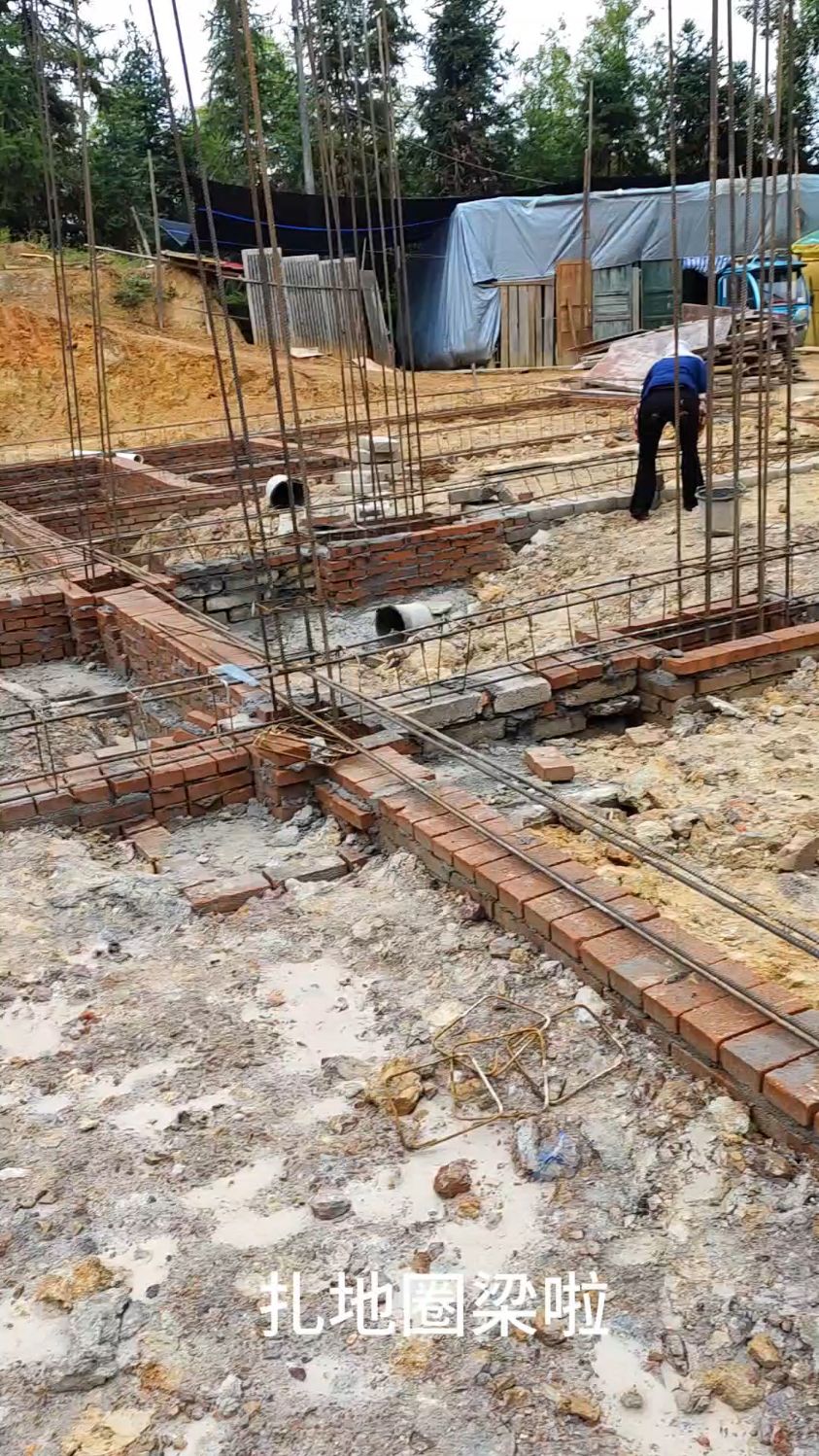 农村自建房,条形基础制作,地圈梁钢筋绑扎,红砖放大脚,一直是您们吐槽