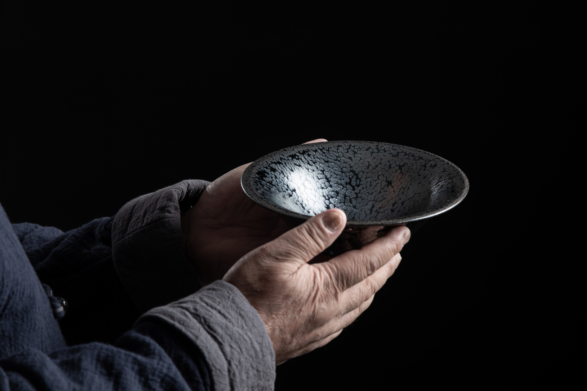 蔡炳盛手作"漫天流萤",40年珍藏银油滴建盏巅峰之作