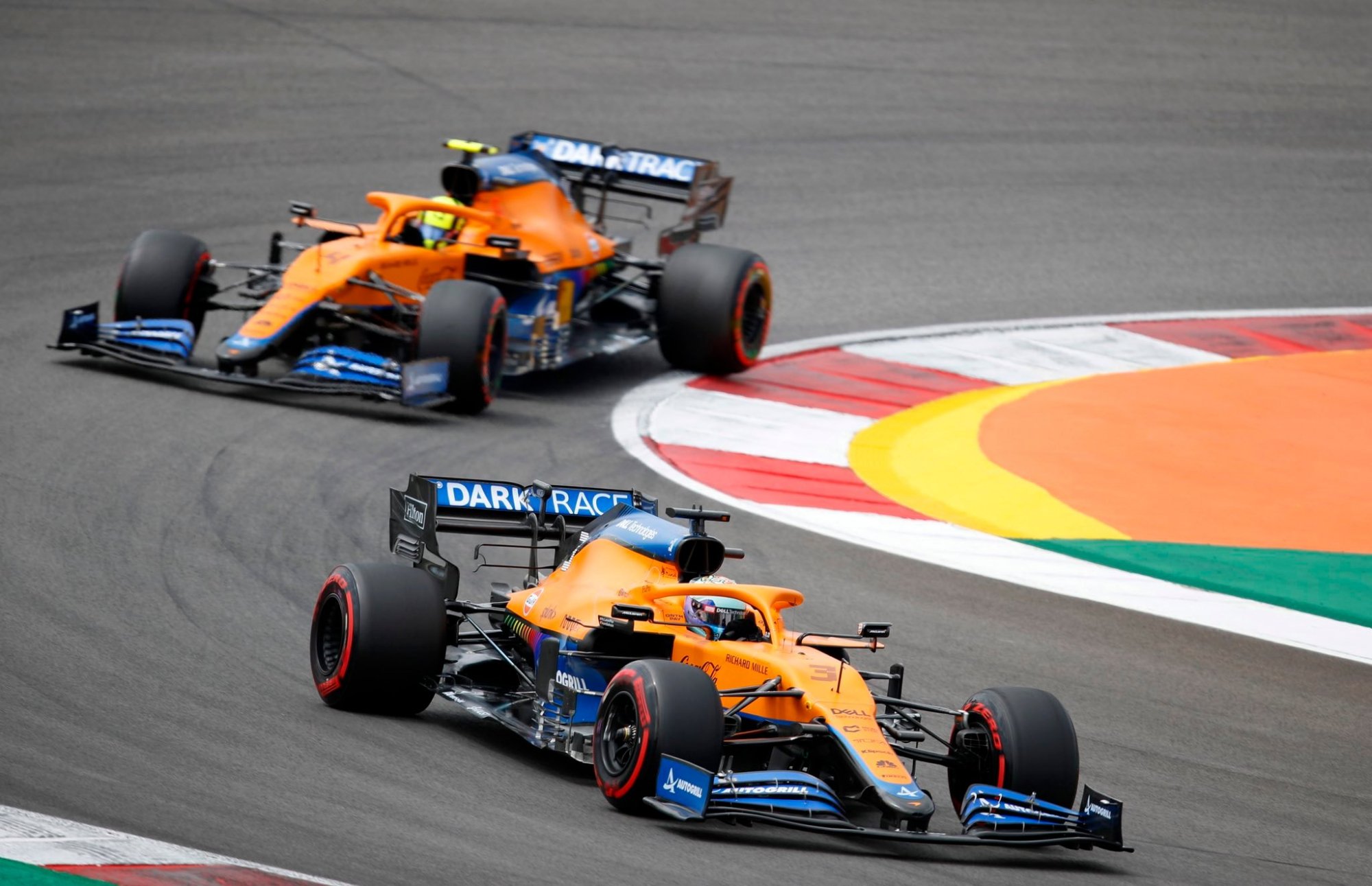 f1迈凯伦车队将在3个月内决定是否参加fe和wec,或接手梅奔fe车队