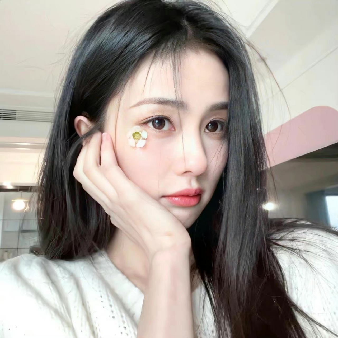 白鹿日常自拍美照,甜美可爱!#养眼美女