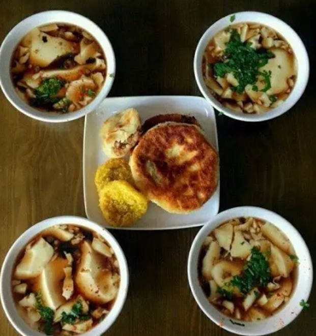 来辽宁朝阳市玩,这些美食小吃可千万别错过,各个都让人口水直流