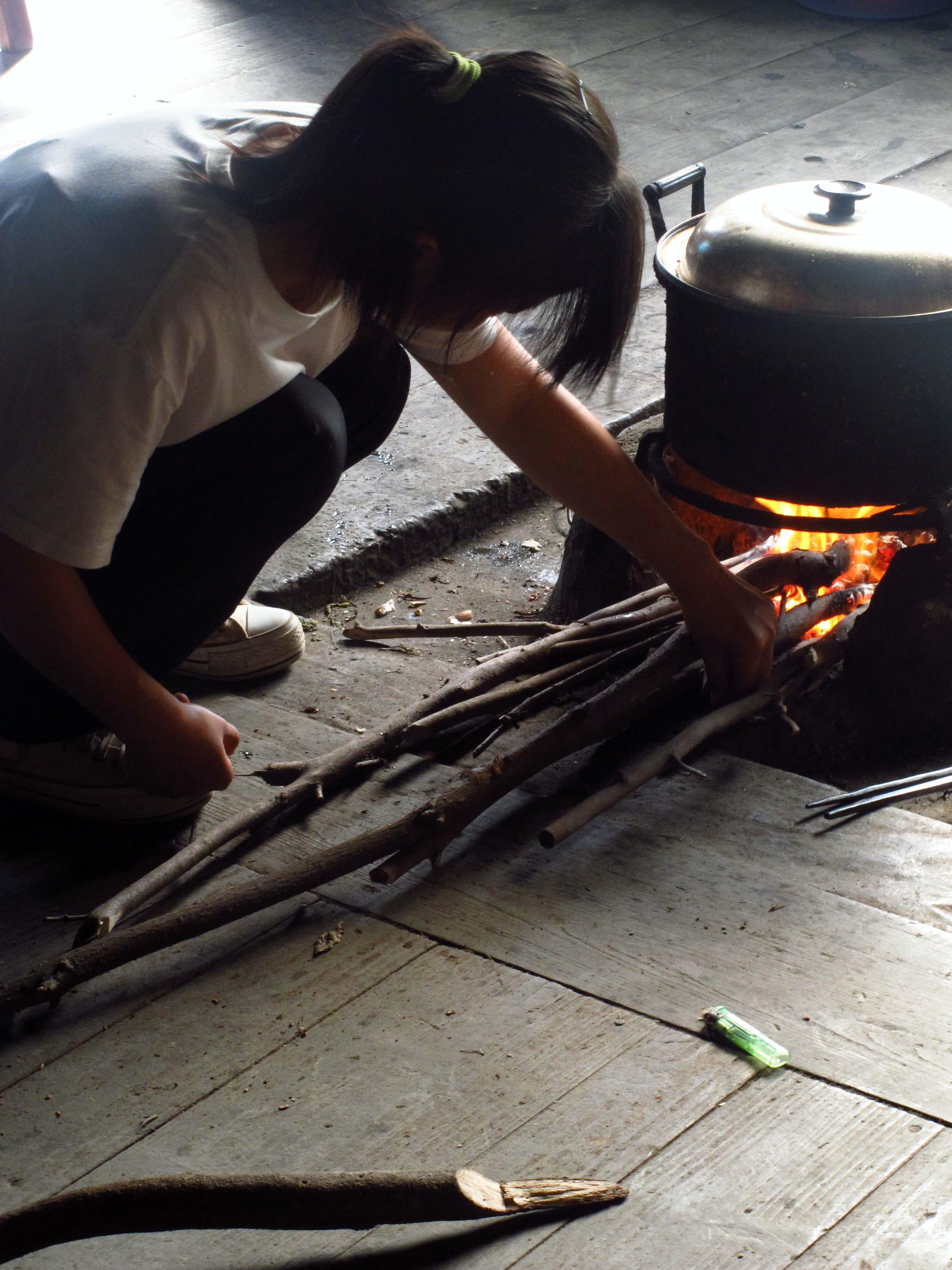 《演讲女王:她从贫困农村走来,用坚韧的意志勇闯演讲领域》