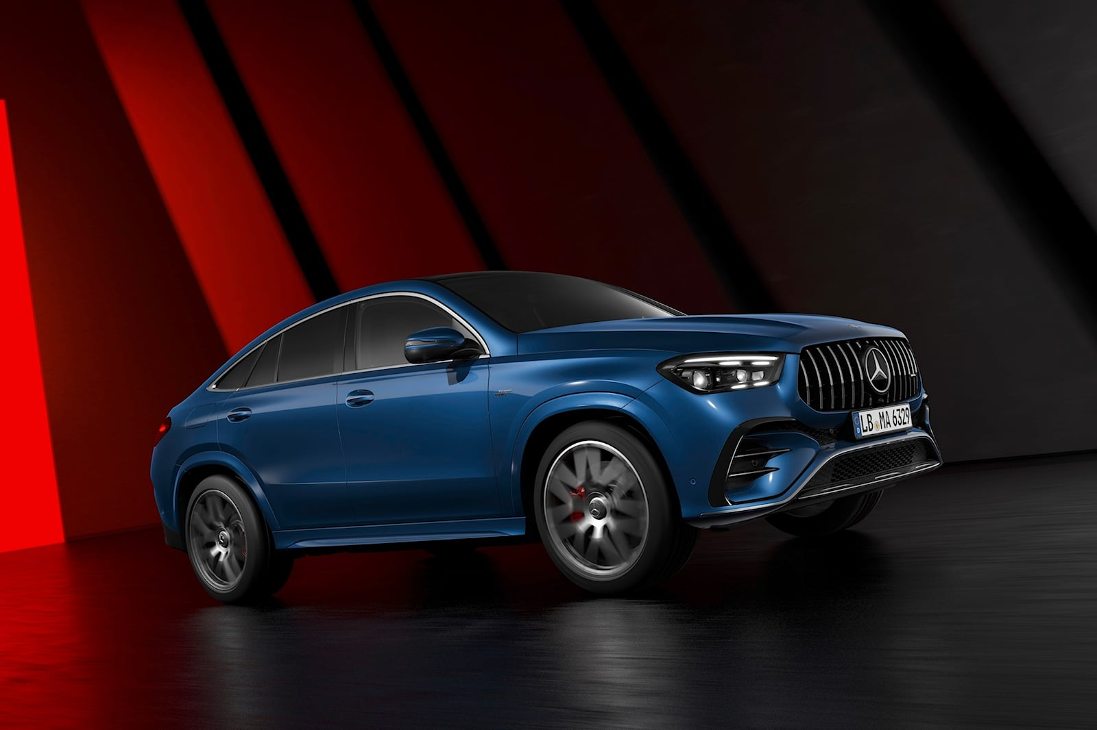 全新一代amggle53登场!全新内饰 3.0tv6引擎,100万值不值