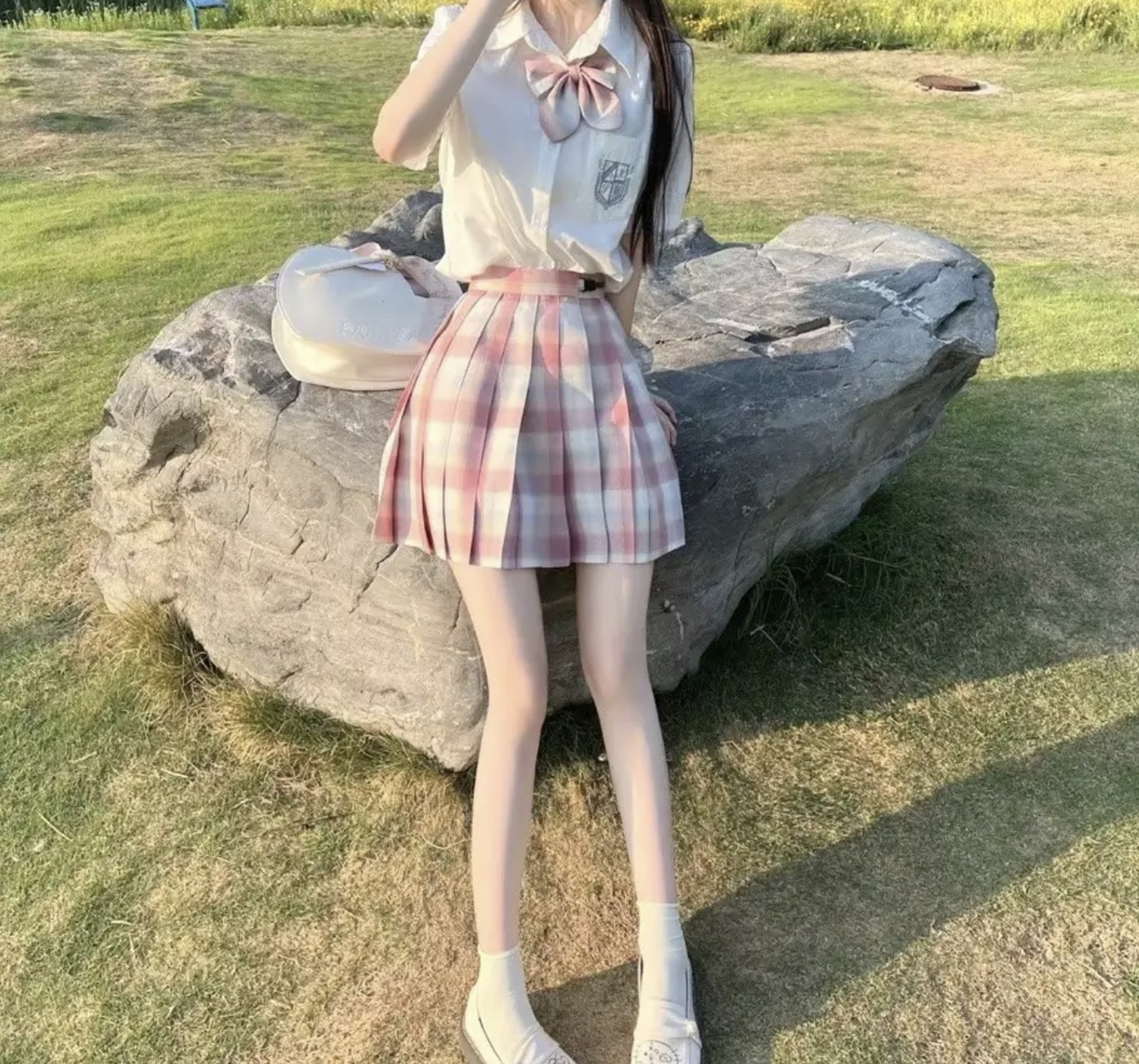 jK妹子美腿短裙图片