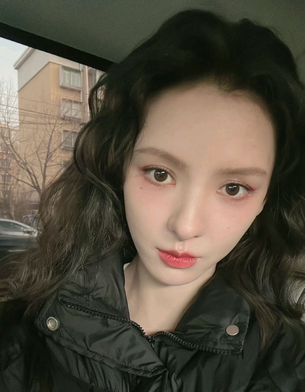 张予曦晒自己素颜照,看的出来底子很好