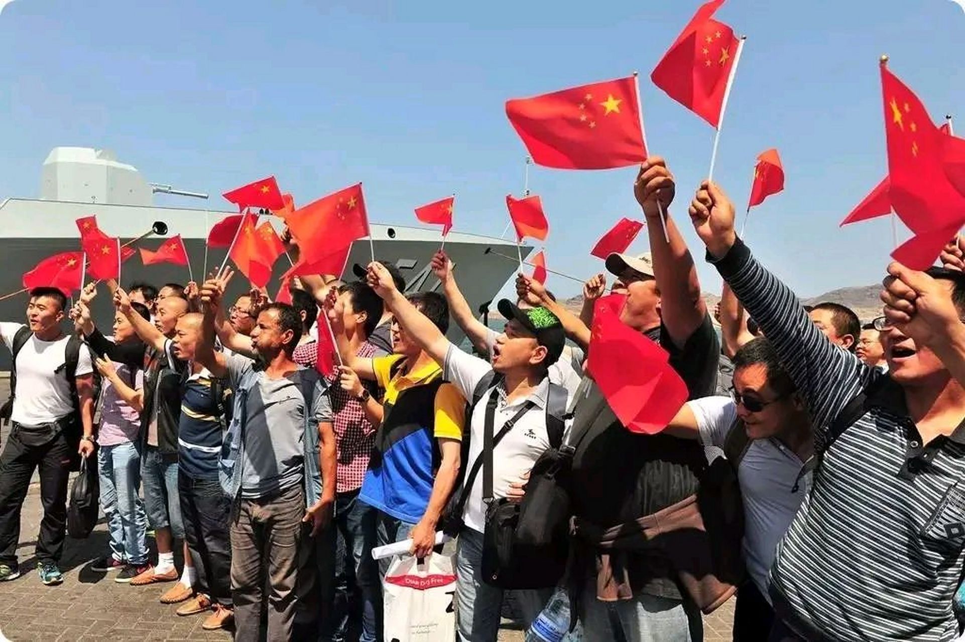 中国人为什么越来越爱国,老美也许永远无法理解!