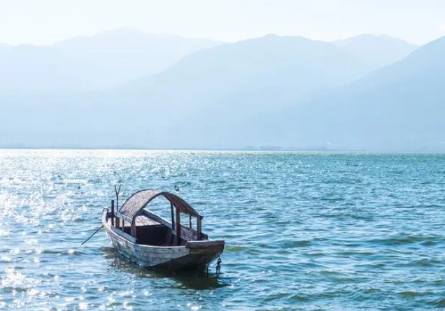 中国最大的深水湖图片