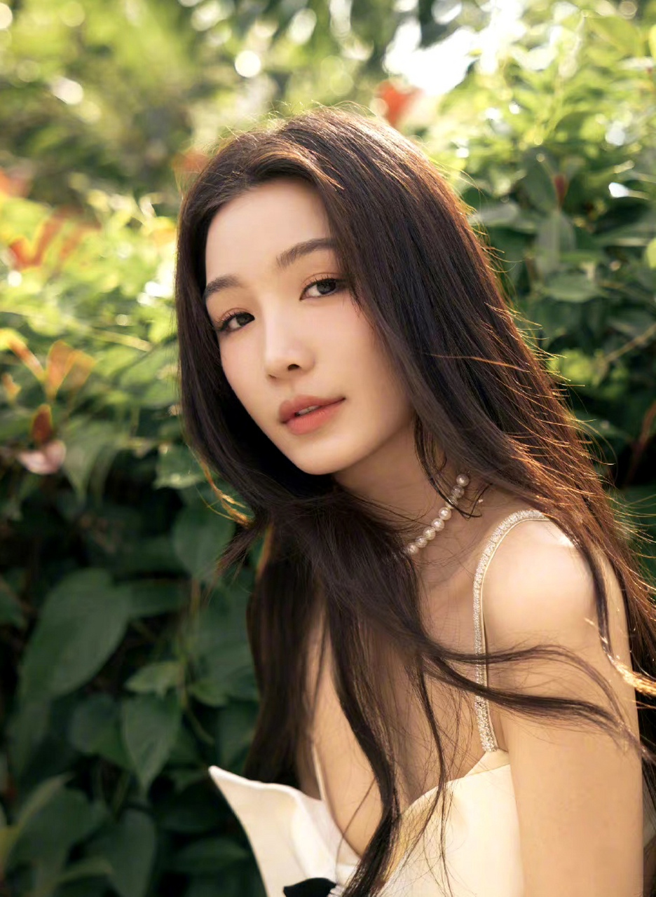 张楠生日,于正发博祝生日快乐,并称是她永远坚强的后盾