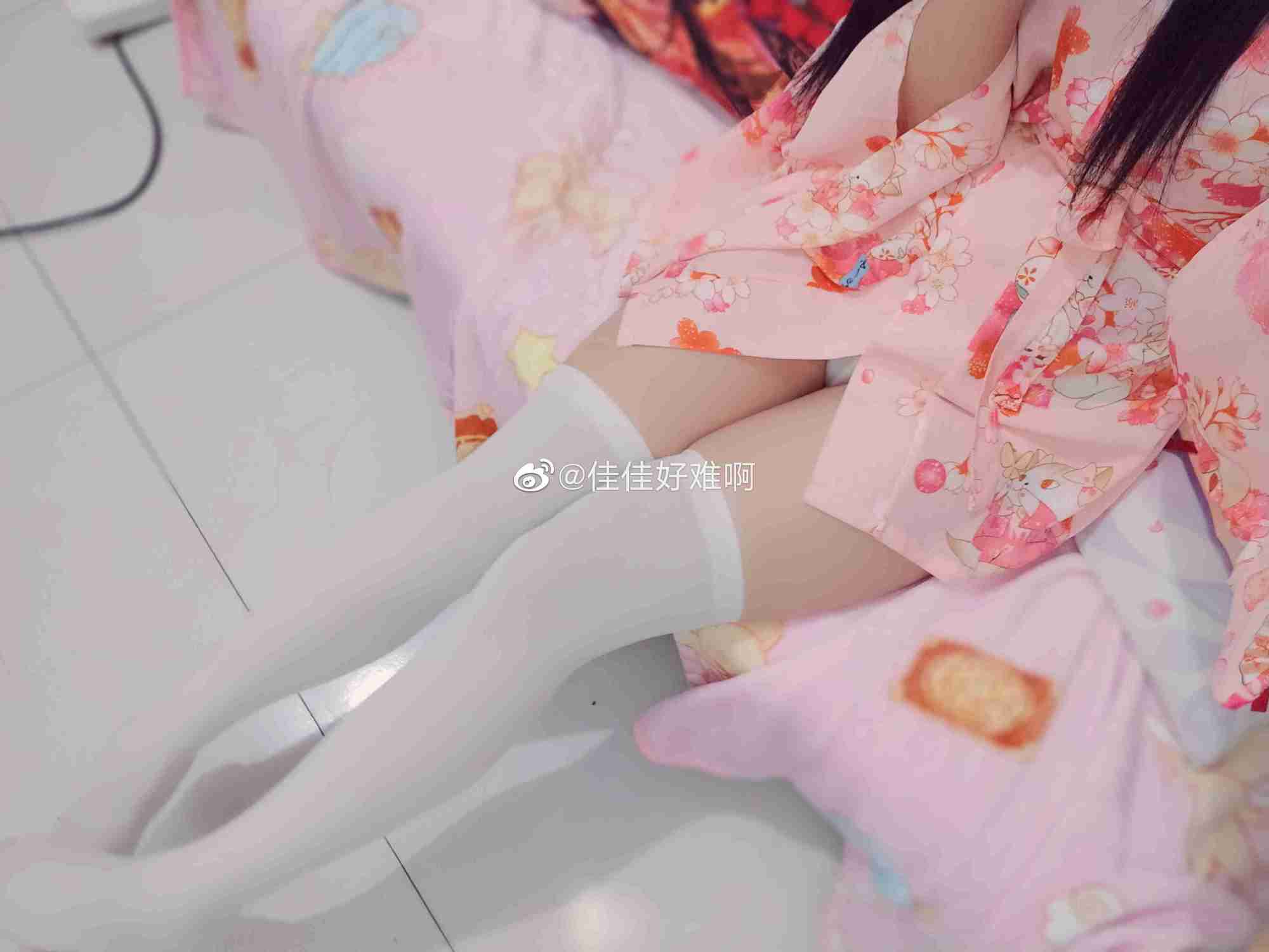 佳佳好难啊套图资源，异世界独有的蕾姆