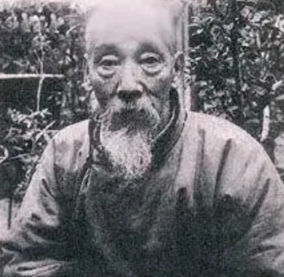 郭宝昌拍戏曾欠债千万,不认生母,背叛养母,三个字是他的隐痛