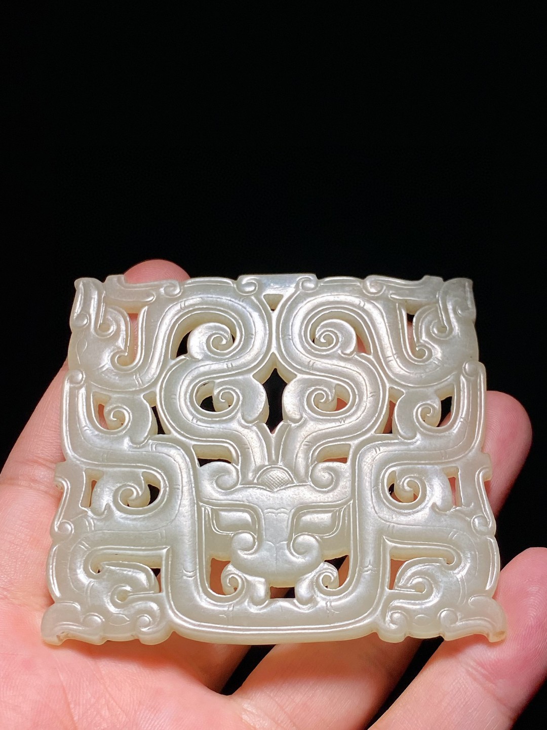 汉 熟坑 和田玉籽料 白玉 龙纹 兽面纹 玉佩